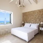 Poliana Estate Villas 瑞格利亚