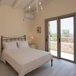 Poliana Estate