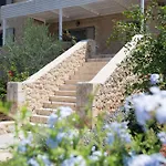 Poliana Estate Villas * Riglia