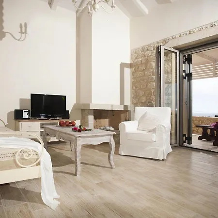 Holiday home Poliana Estate *
