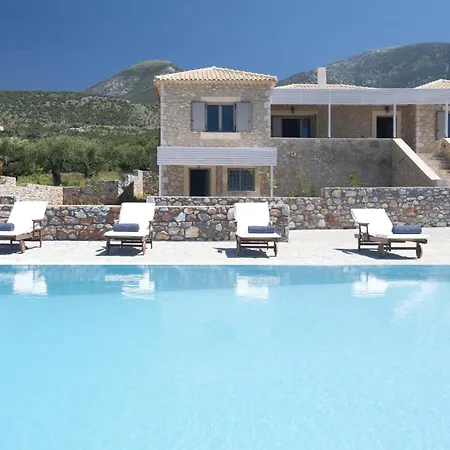 Poliana Estate Apartment *