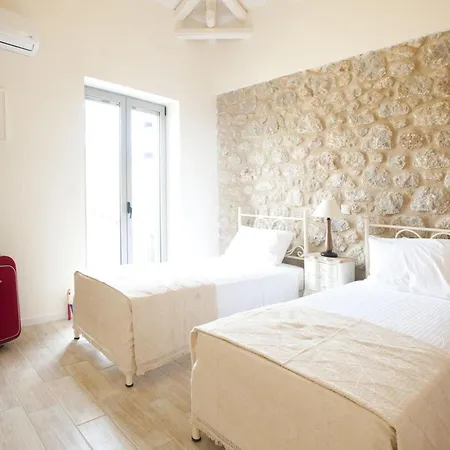 Poliana Estate شقة