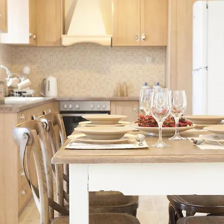 Poliana Estate * Riglia