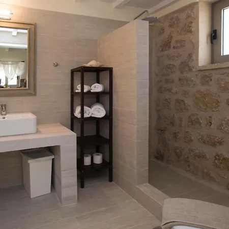 شقة Poliana Estate