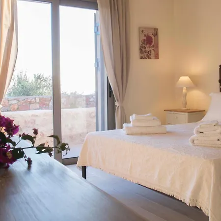 Poliana Estate Apartment *