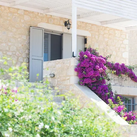Poliana Estate
