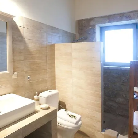 Poliana Estate