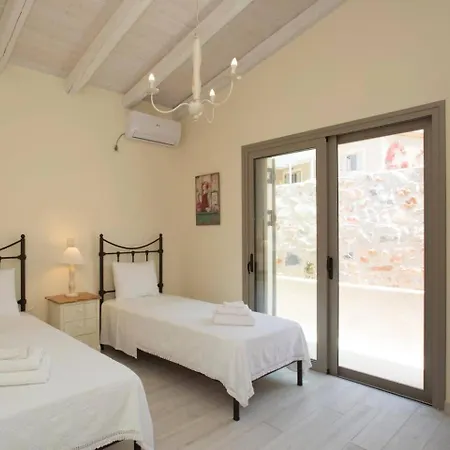 Poliana Estate