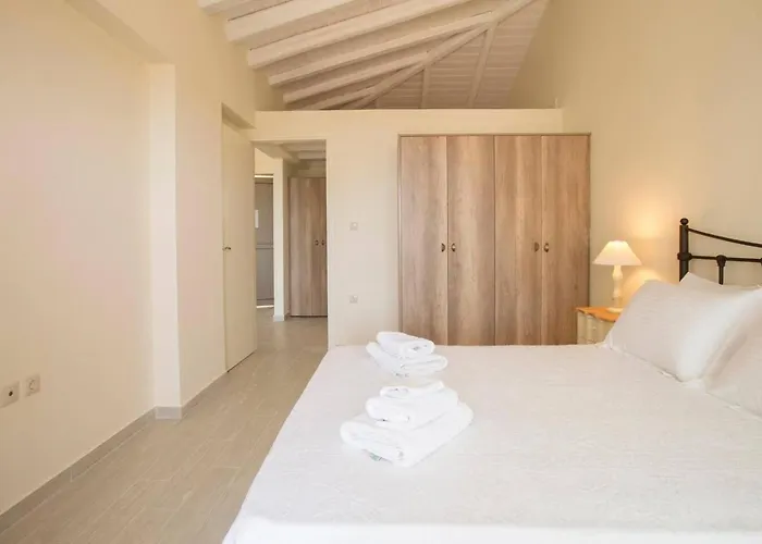 Poliana Estate Villas *