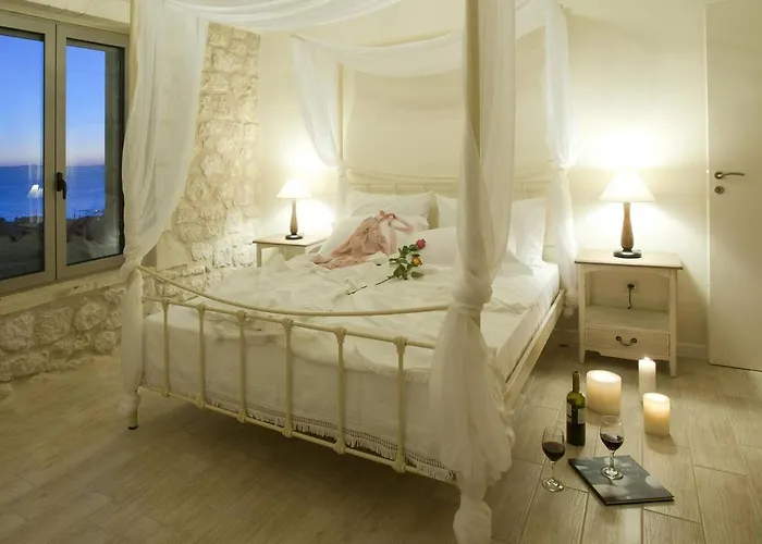 Poliana Estate Villas *