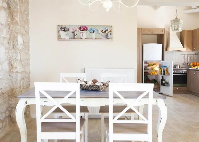 Poliana Estate Villas